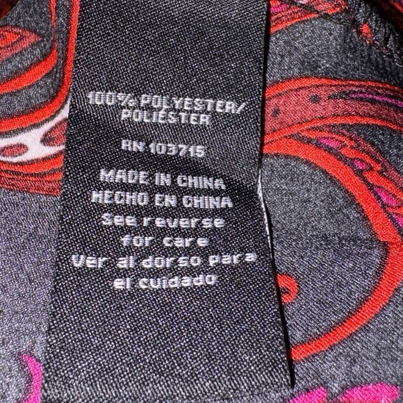 Zac & Rachel XL Shirt Top Red Paisley Bell 3/4 Sleeve Round Neck Button Back - Picture 9 of 9